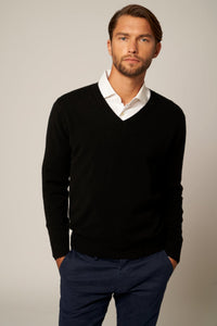 Solid V-Neck Merino-Cashmere Sweater1033809221648626