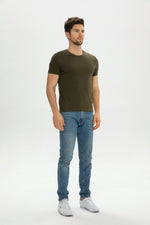 Lade das Bild in den Galerie-Viewer, Men Crew-Neck Cotton T-Shirt (185G)
