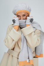 Carica l&#39;immagine nel visualizzatore di Gallery, Cashmere | Winter Accessories | Winter Hat | Winter Gloves | Winter Headband | Winter Scarf | Bellemere New York
