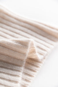 Cable-Knit Cashmere Beanie1925303138697458