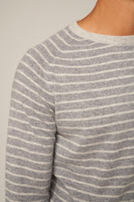 Load image into Gallery viewer, Cashmere | Long Sleeve Sweater | Winter Sweater | Bellemere New York
