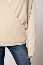 Carica l&#39;immagine nel visualizzatore di Gallery, Mock Wrap Sweater (100% Cashmere Knitwear)
