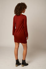 Carica l&#39;immagine nel visualizzatore di Gallery, Wide Sleeved SuperFine Merino Wool Dress
