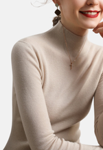 Lade das Bild in den Galerie-Viewer, Fitted Mock-Neck Merino Sweater
