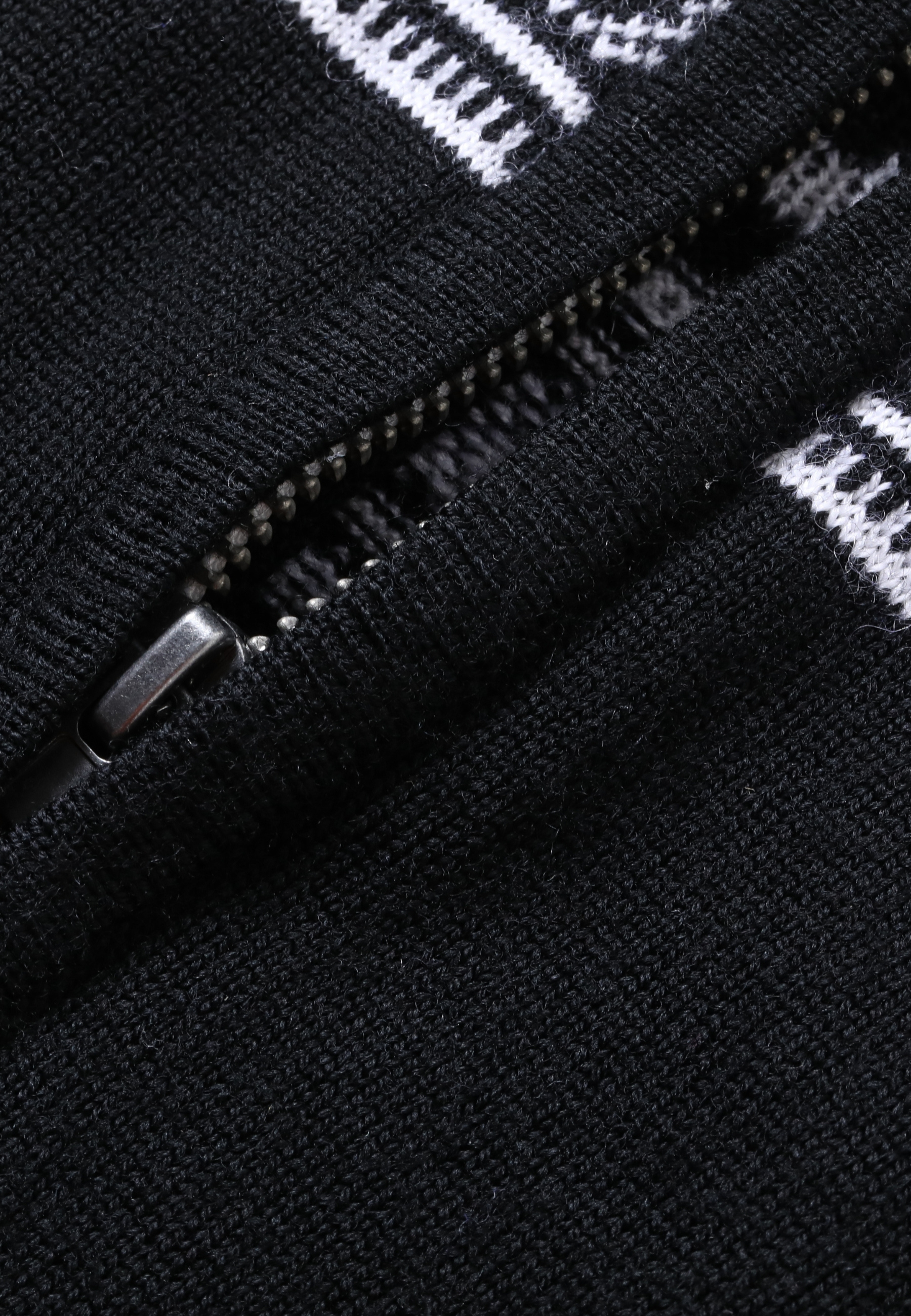 Unisex Vintage Sweden Design Full Zipped Cardigan