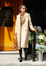Lade das Bild in den Galerie-Viewer, Grand Double-Breasted Wool Coat

