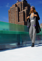 Lade das Bild in den Galerie-Viewer, Black Handmade Wool Coat
