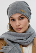 Cargar imagen en el visor de la galería, Double-Layer Cashmere Beanie
