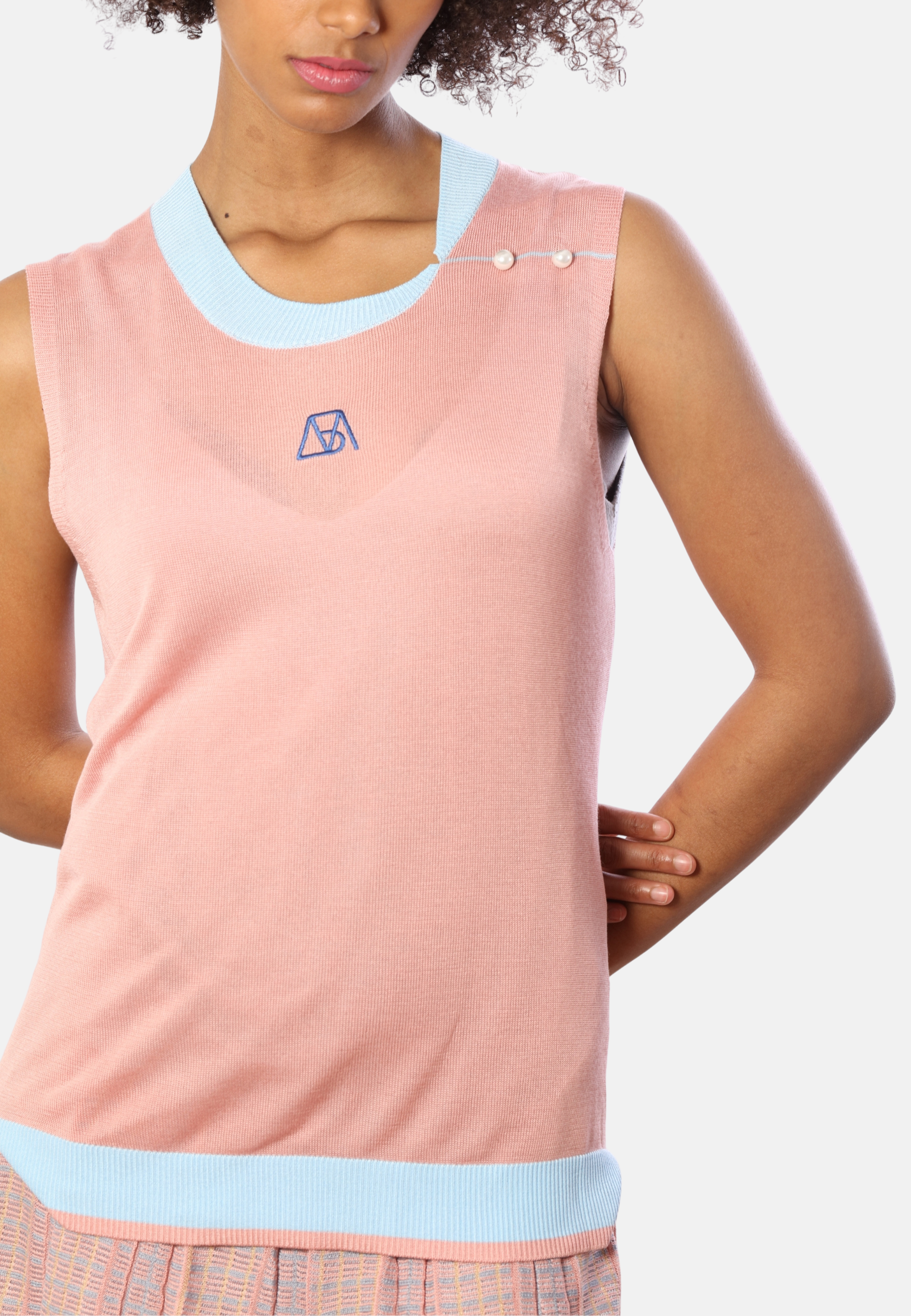 Chic Tencel Polo Vest