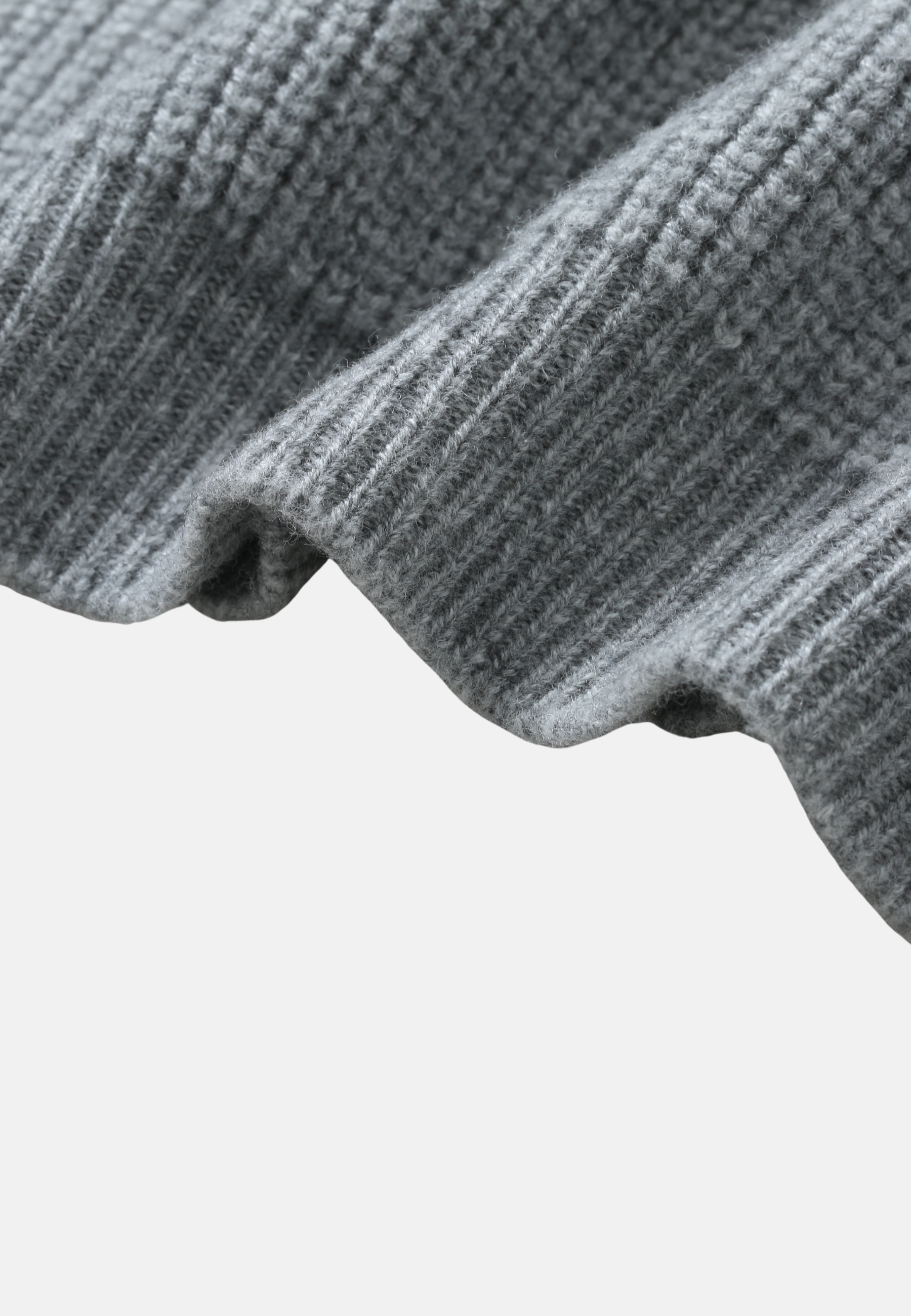 Single Cable Superfine Merino Pullover