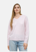 Lade das Bild in den Galerie-Viewer, Brushed Silk Cashmere V - Neck Sweater
