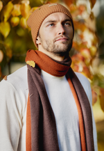 Lade das Bild in den Galerie-Viewer, Cuffed Ribbed Cashmere Beanie
