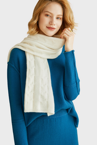 Solid Cable-Knit Cashmere Scarf635914603299058