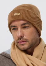 Load image into Gallery viewer, Ribbed Lambswool Beanie
