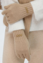 Load image into Gallery viewer, Flat-Ribbed Knit Merino Wool Gloves
