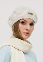 Load image into Gallery viewer, Classic Cashmere Beret
