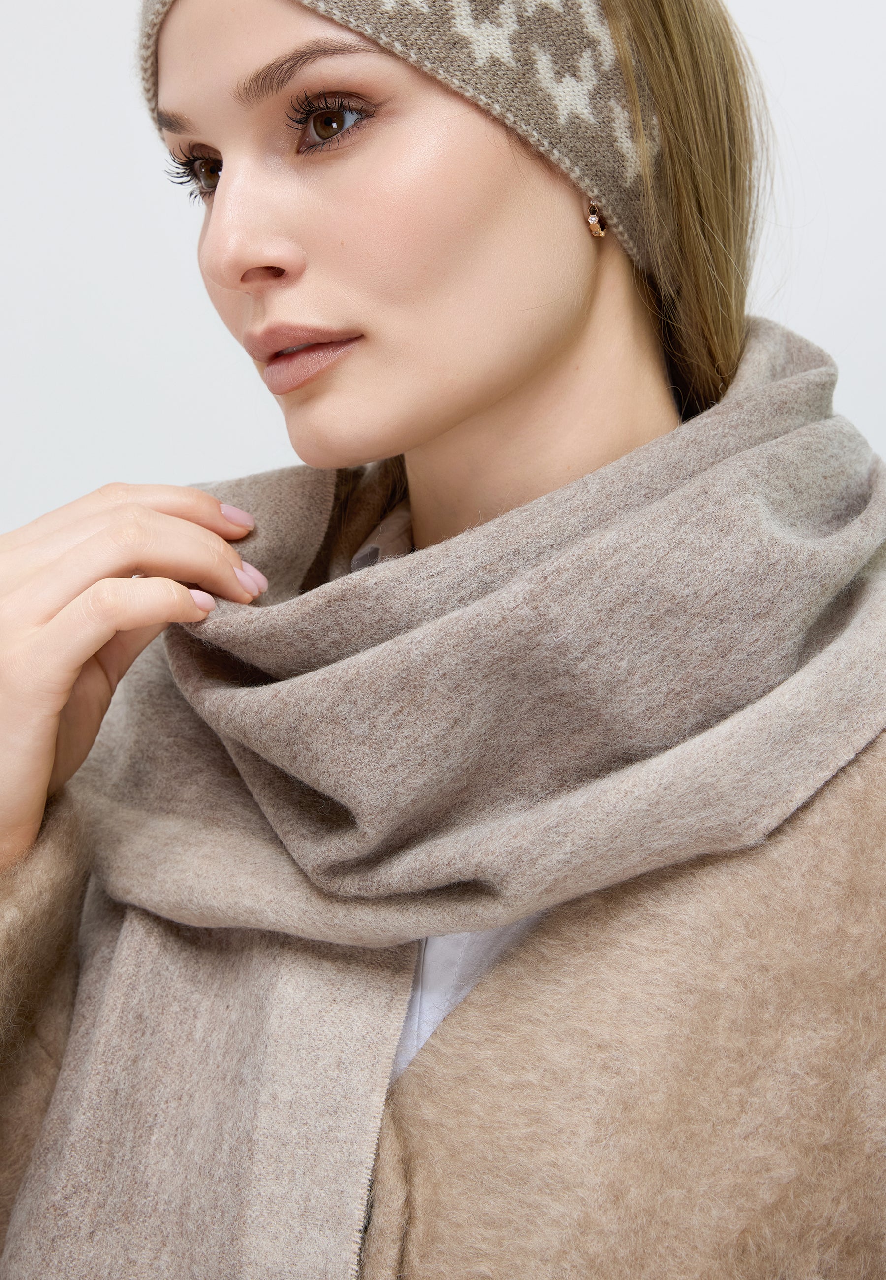 Duo-Color Cashmere Scarf