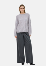 Lade das Bild in den Galerie-Viewer, Pure Cashmere Crew - Neck Brushed Sweater
