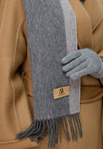 Charger l'image dans la galerie, Premium Pure Cashmere 3 in 1  Gift Set
