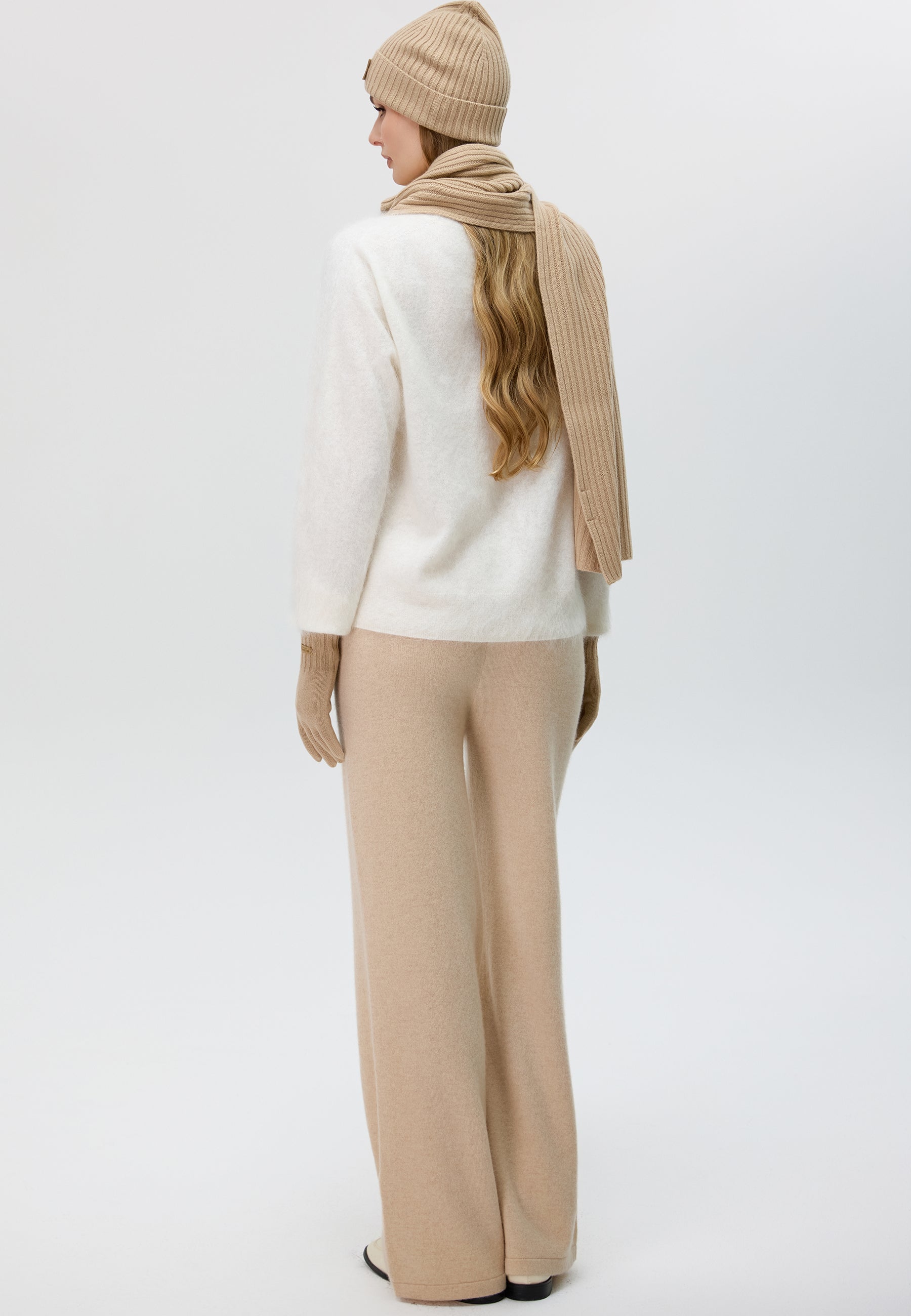 Flat-Ribbed Knit Merino Wool Scarf