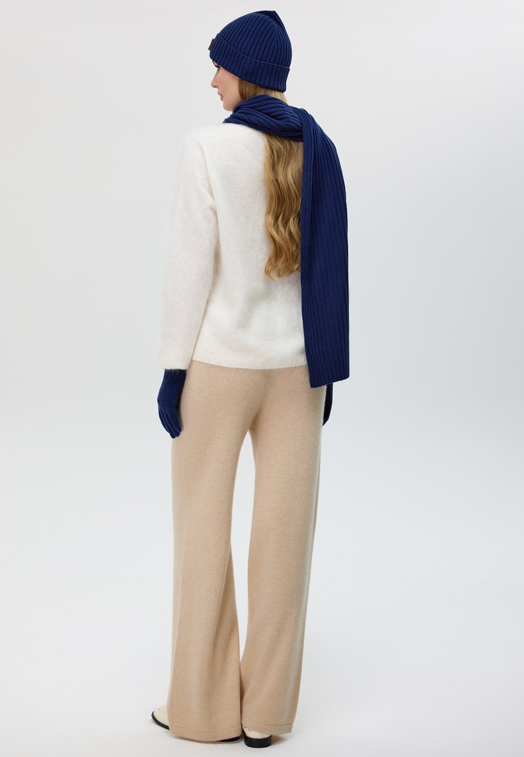 Flat-Ribbed Knit Merino Wool Scarf