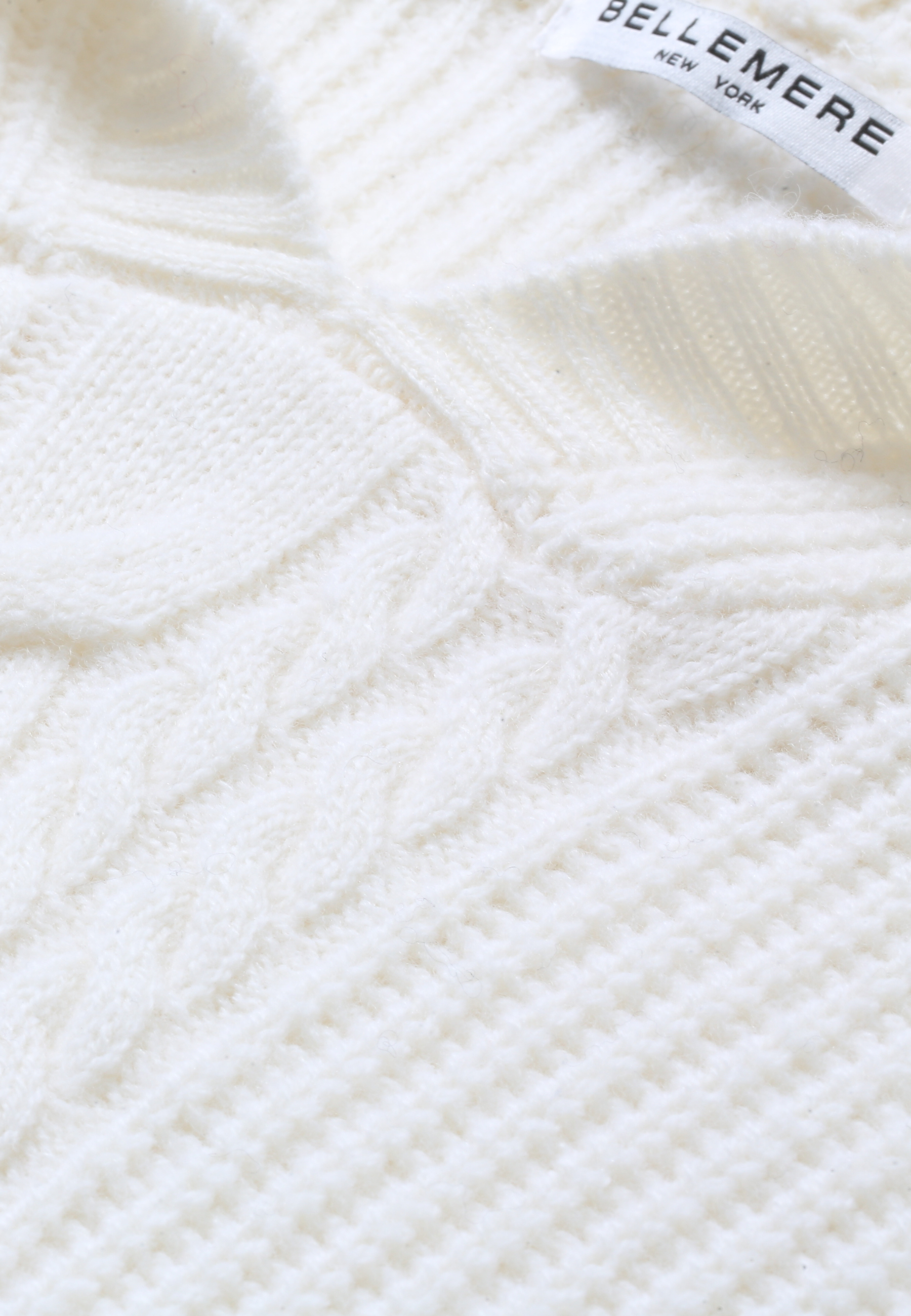 Single Cable Superfine Merino Pullover