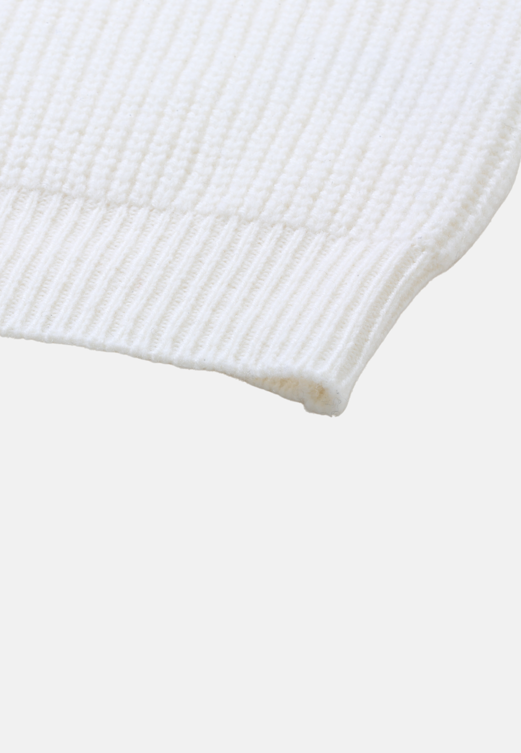 Single Cable Superfine Merino Pullover