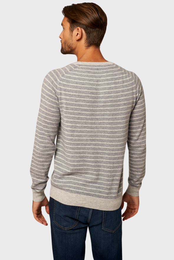 Pull en cachemire à rayures esthétique