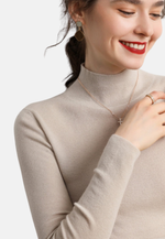 Lade das Bild in den Galerie-Viewer, Fitted Mock-Neck Merino Sweater
