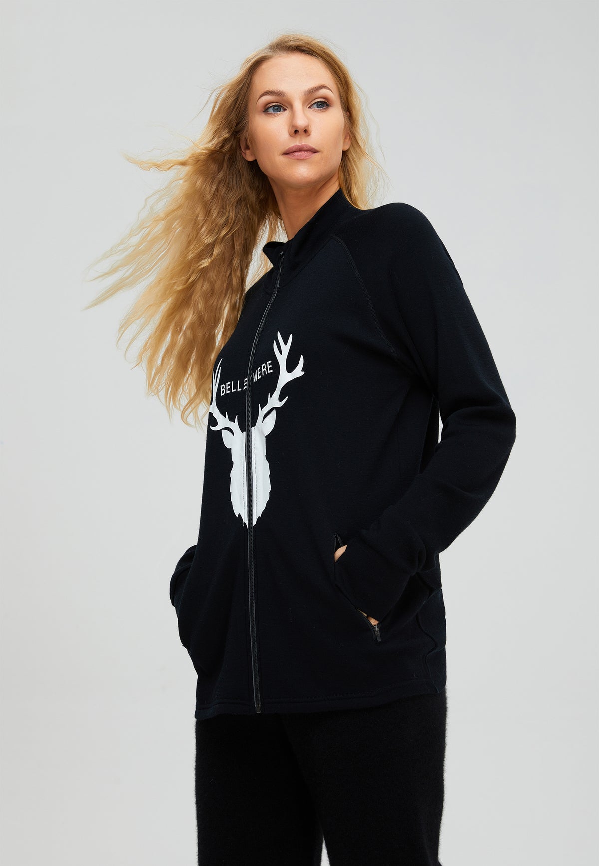 Veste zippée unisexe en laine mérinos motif cerf