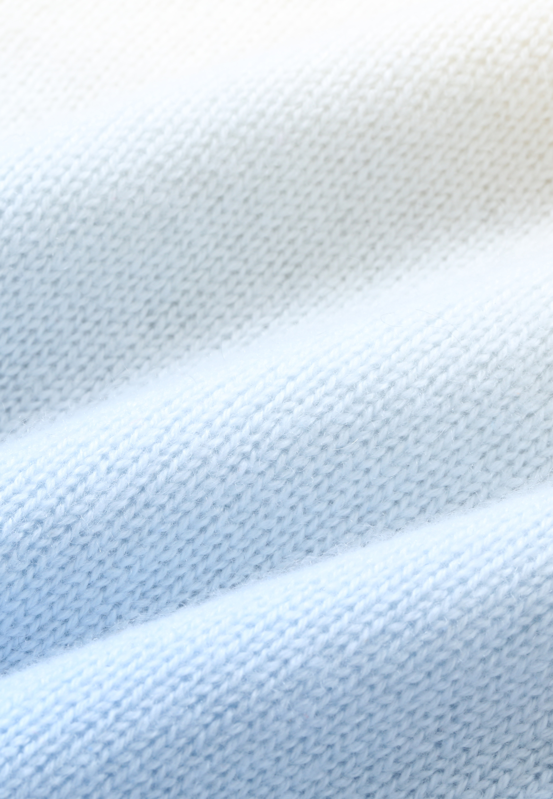 Polar Bear Cropped Cashmere Sweater