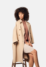 Lade das Bild in den Galerie-Viewer, Grand Double-Breasted Wool Coat
