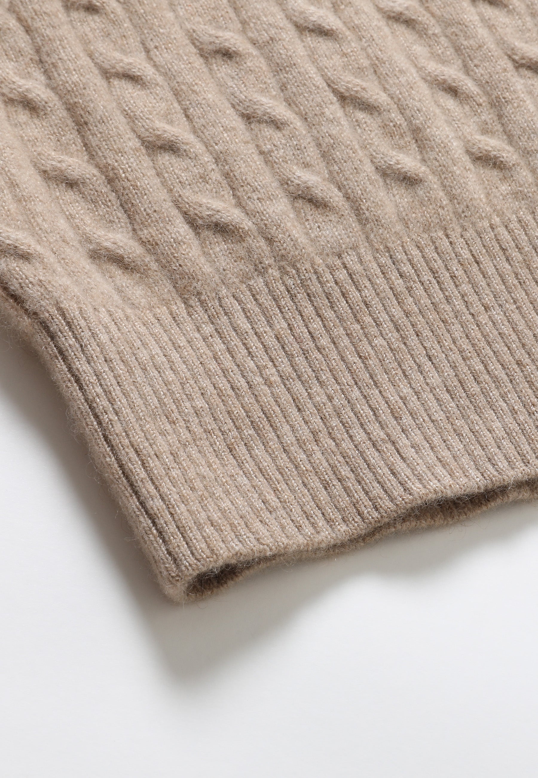 Cable-knit Crew Neck Cashmere Sweater