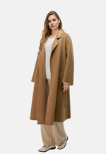 Lade das Bild in den Galerie-Viewer, Belted Merino Overcoat
