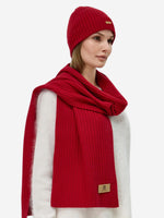 Load image into Gallery viewer, Merino Wool Gift Set (Scarf + Hat)
