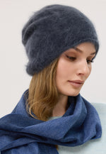 Load image into Gallery viewer, Brushed Pure Cashmere Hat
