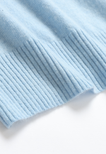 Lade das Bild in den Galerie-Viewer, Cashmere Boat Neck  Sweater
