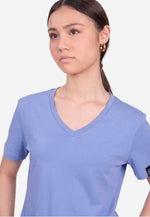 Charger l'image dans la galerie, Grand V-Neck Cotton Slim Fit T-Shirt (160g)
