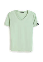 Charger l'image dans la galerie, Grand V-Neck Cotton Slim Fit T-Shirt (160g)
