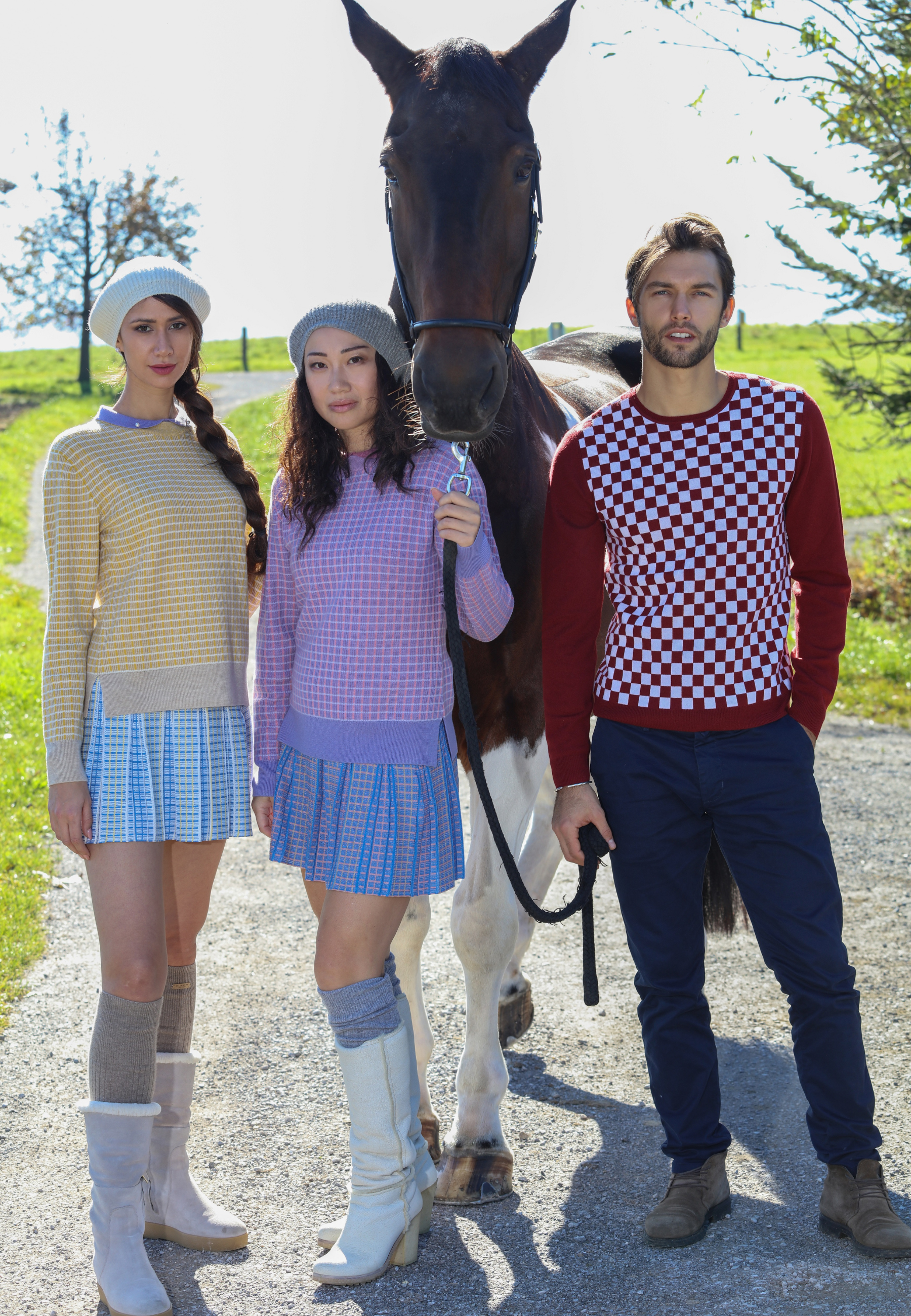 Tweed Merino Pullover With Pearl Collar
