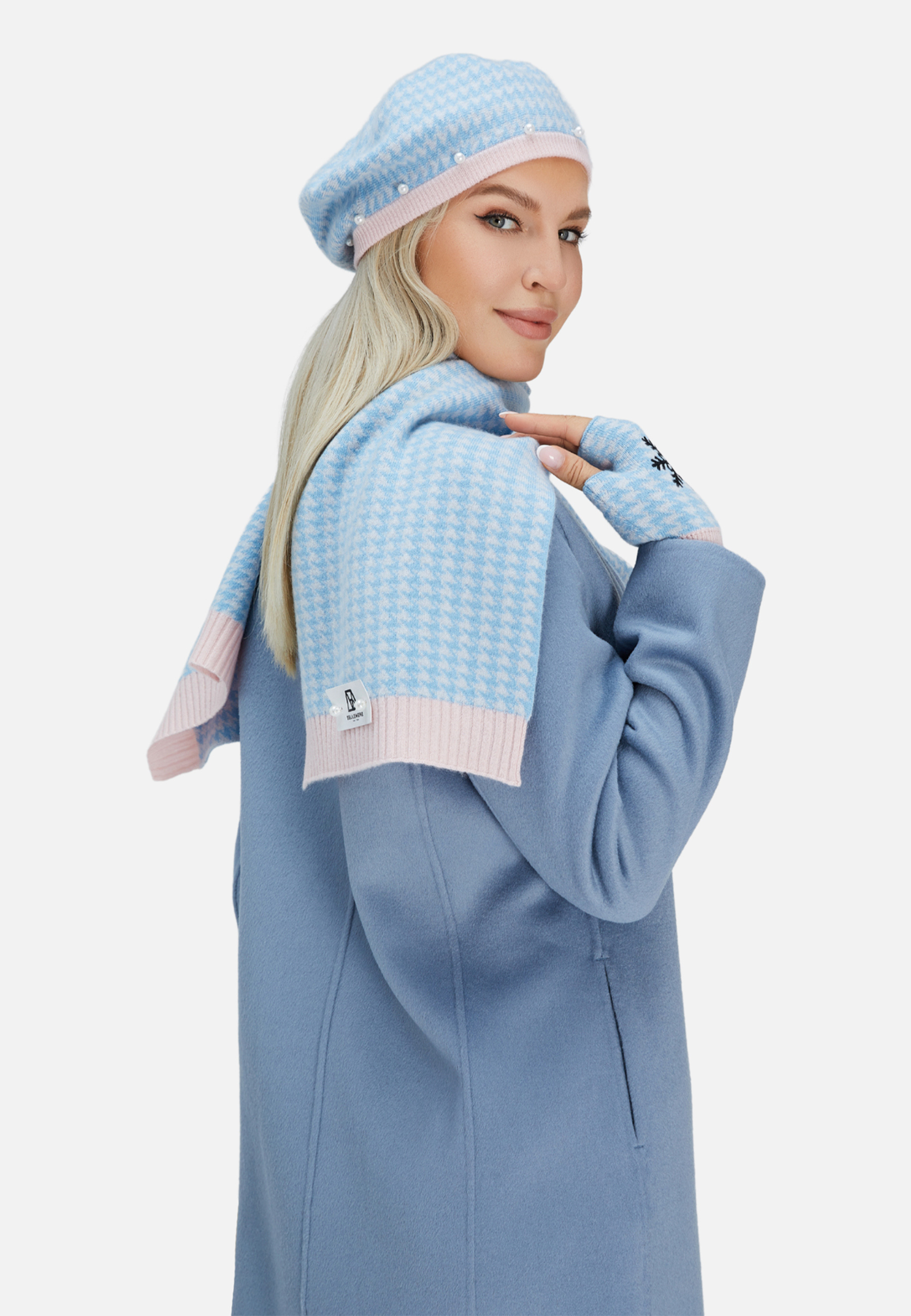 Premium Cashmere Checker Set