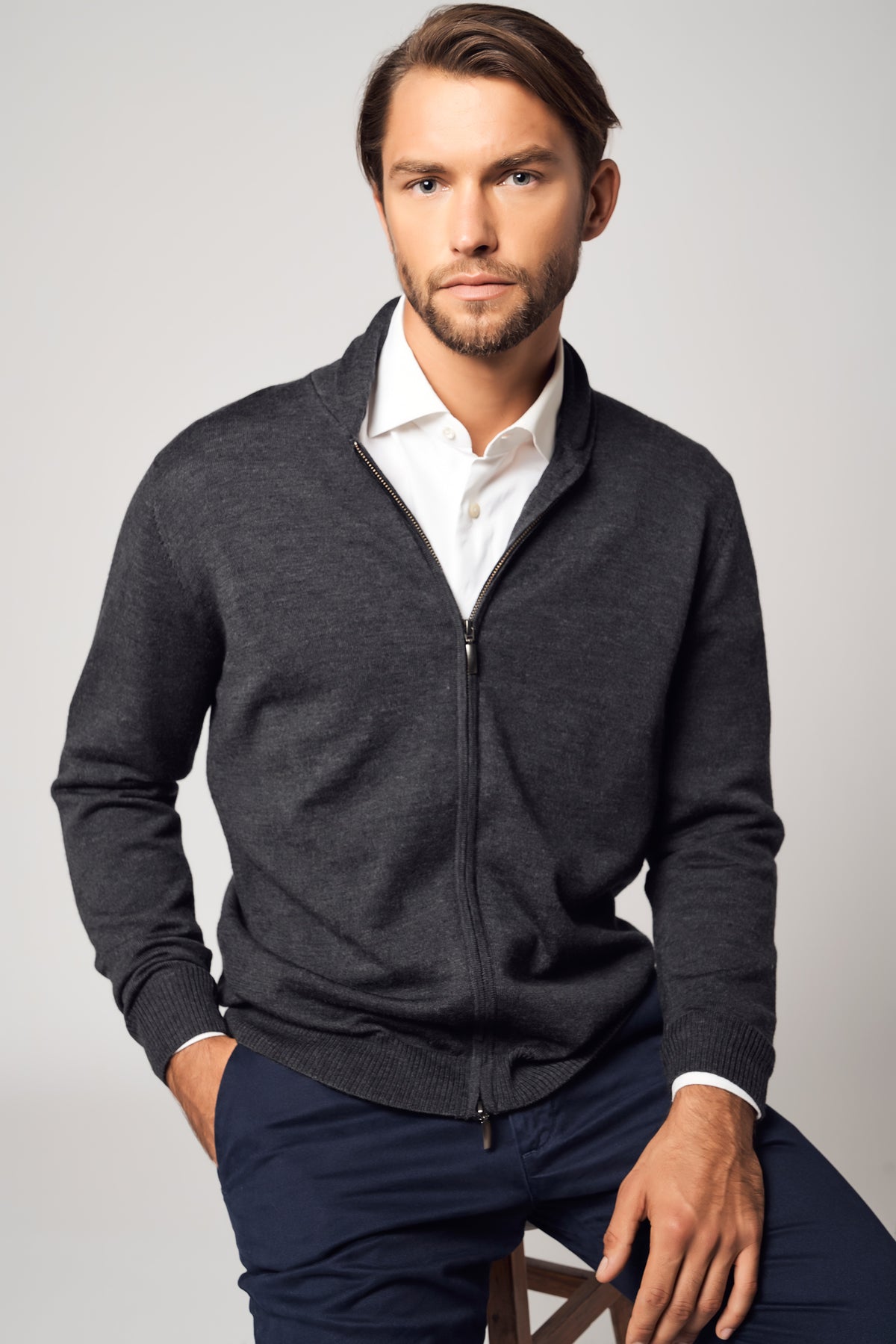 SWEATERS & CARDIGAN