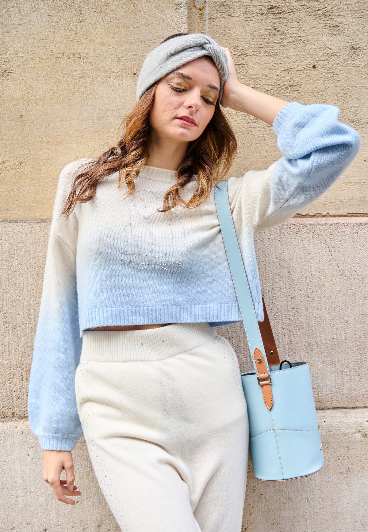 Pull court en cachemire motif ours polaire