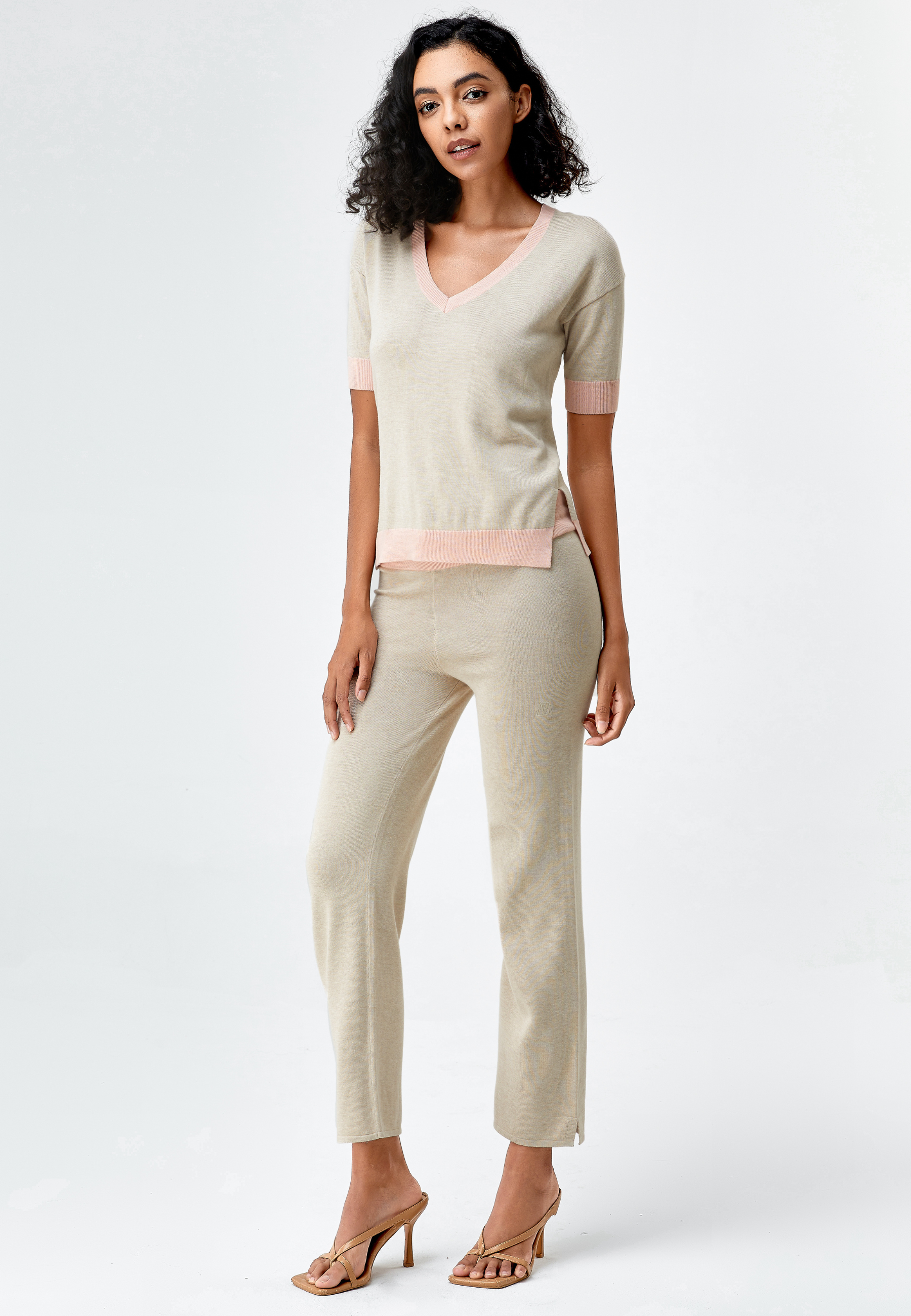 Women’s Top & Pants Two-Piece Leisure Set