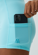 Lade das Bild in den Galerie-Viewer, Women’s High-Waisted Shorts
