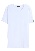 Charger l&#39;image dans la galerie, Grand Crew Neck Mercerized Cotton T-Shirt
