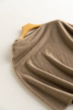 Load image into Gallery viewer, Smooth Cashmere Poncho
