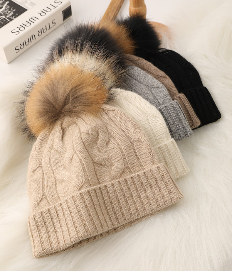 Soft Cable-Knit Cashmere Beanie