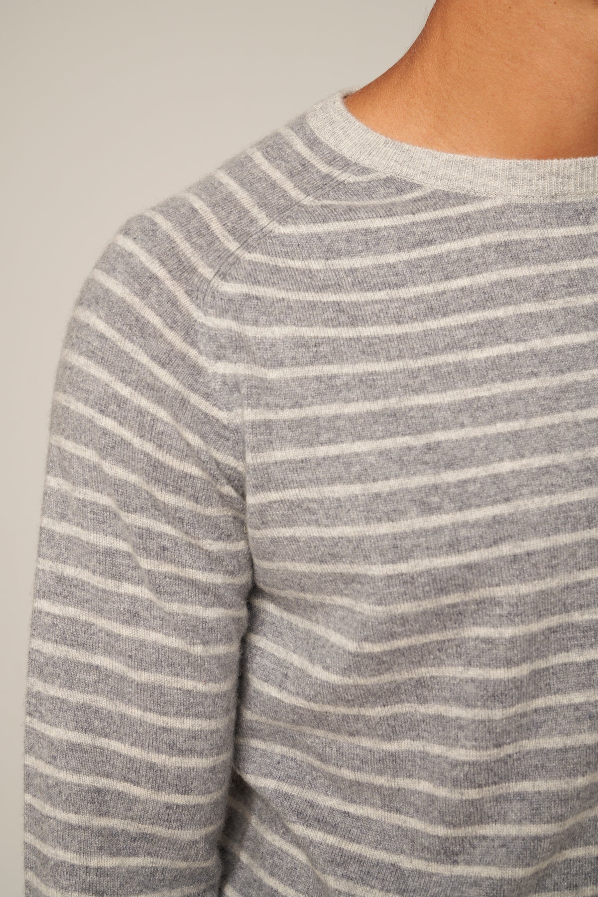 Cashmere | Long Sleeve Sweater | Winter Sweater | Bellemere New York