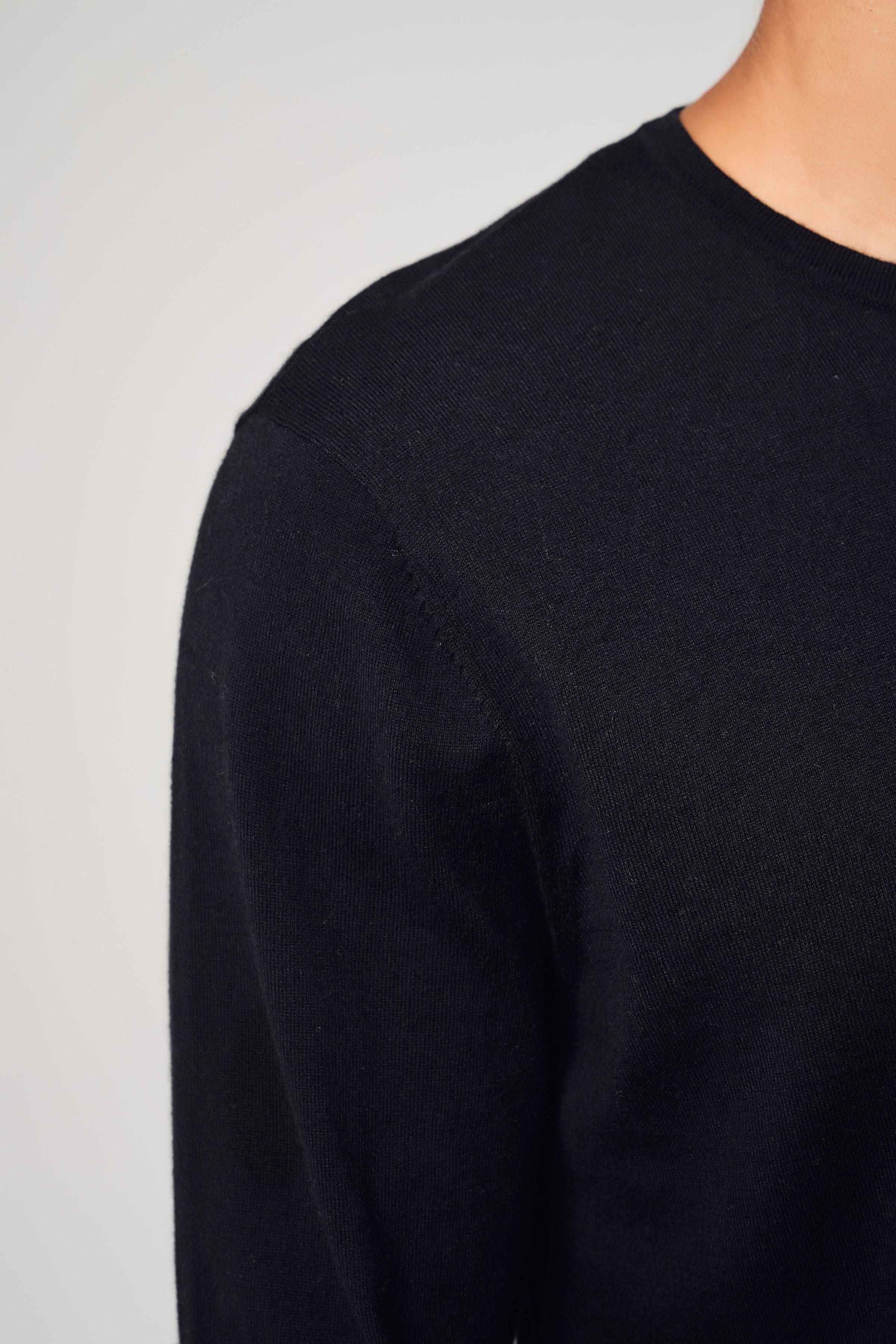 Relaxed Crew Neck Cashmere Sweater